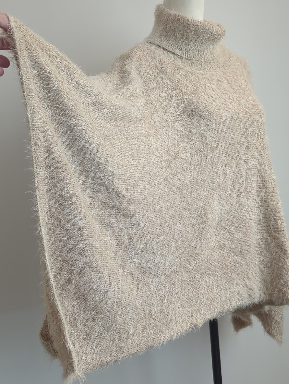 Anthropologie Akemi + Kin Oversized Lara Eyelash Poncho Sweater Cream Gold OS